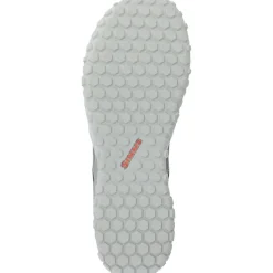 Pursuit Shoe
