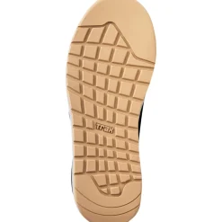 Rebel Approach Shoe - Women's