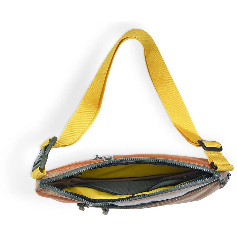 Roam Sling Bag