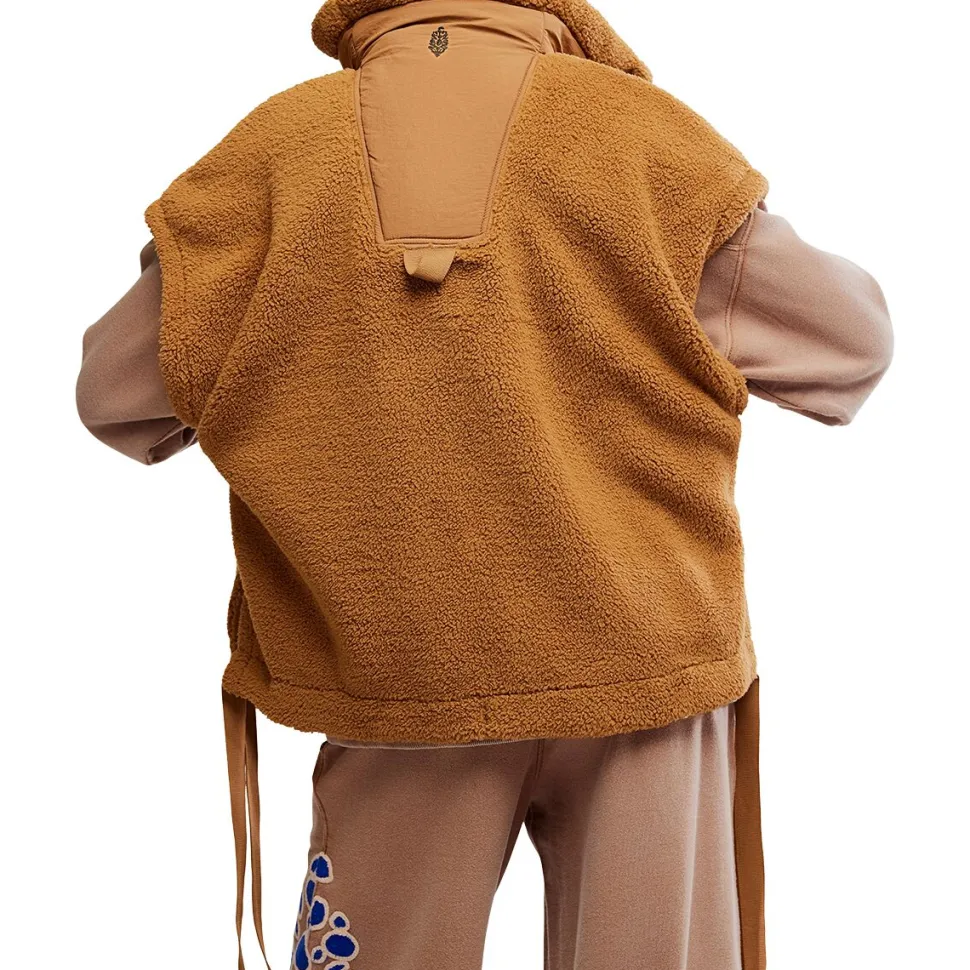 Scout It Out Vest - Women's