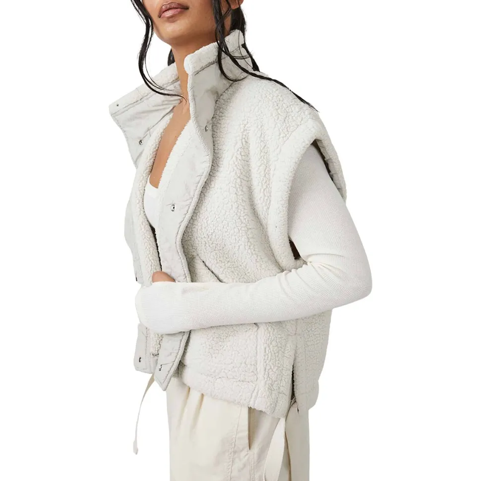 Scout It Out Vest - Women's