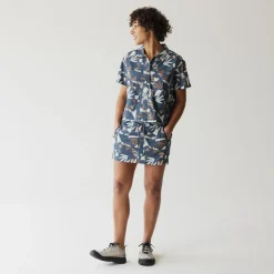 Sea La Vie Shirt - Women's