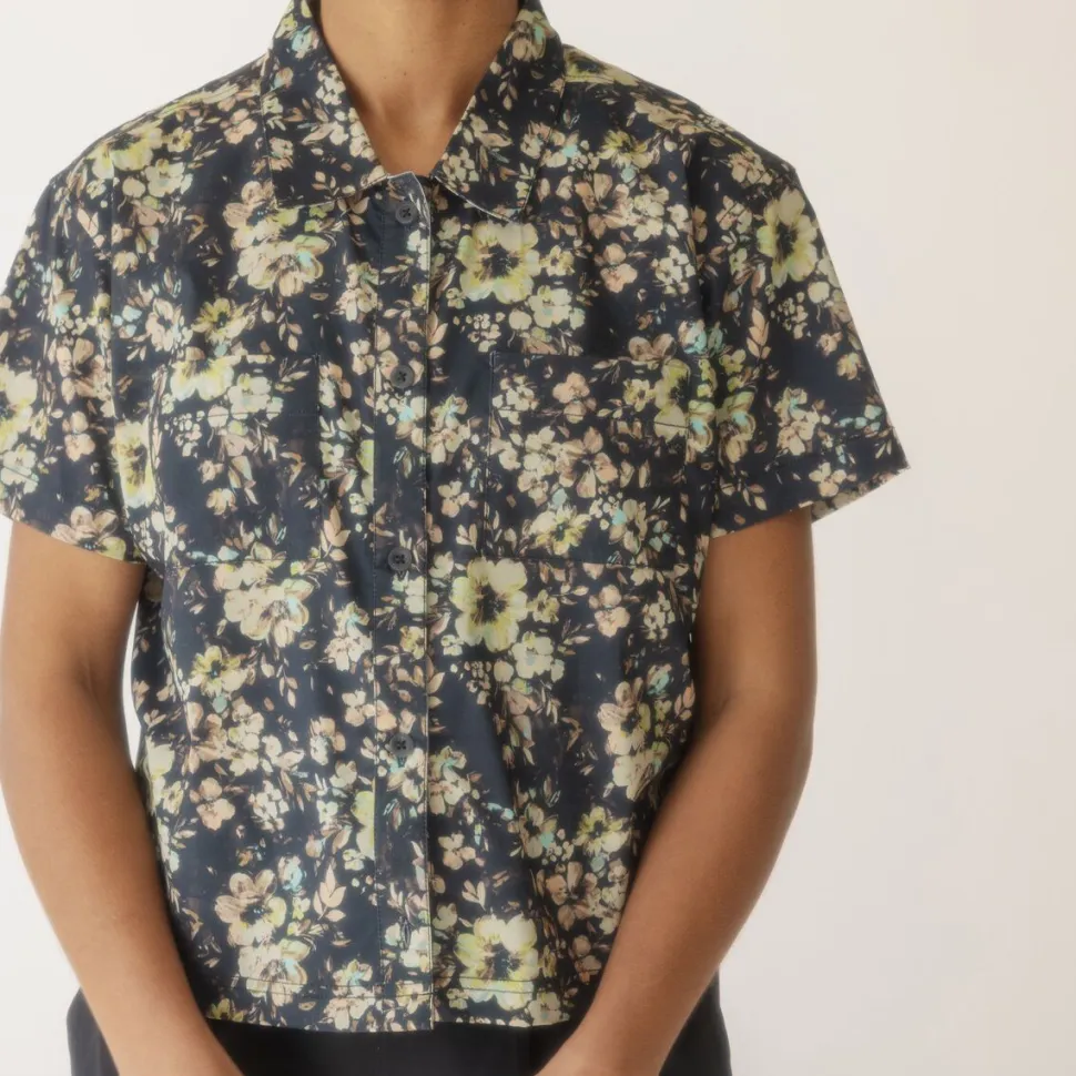 Sea La Vie Shirt - Women's
