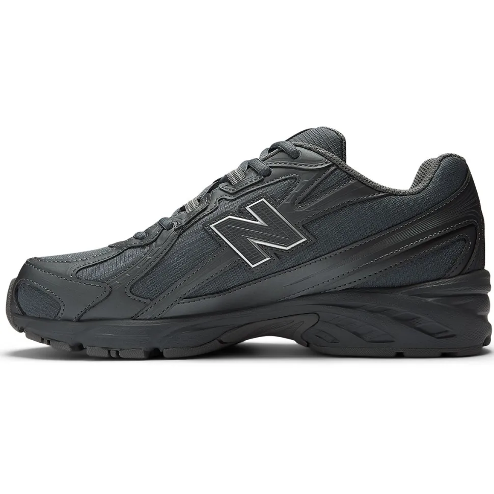 740 Shoe