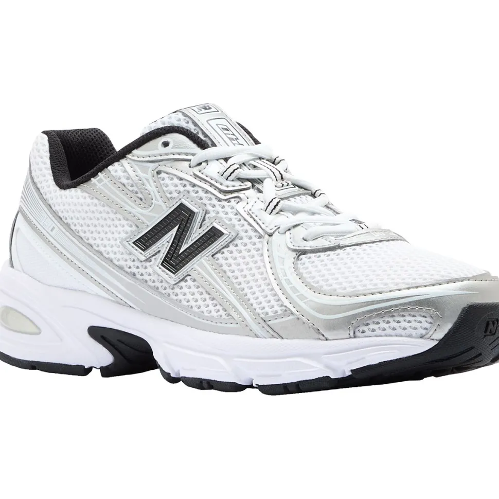 740 Shoe