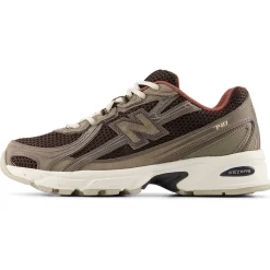 740 Shoe
