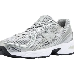 740 Shoe