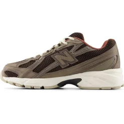 740 Shoe