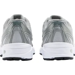 740 Shoe