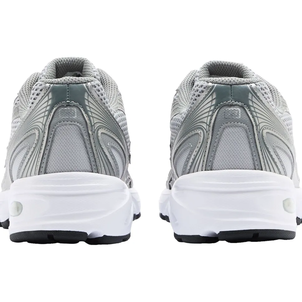 740 Shoe