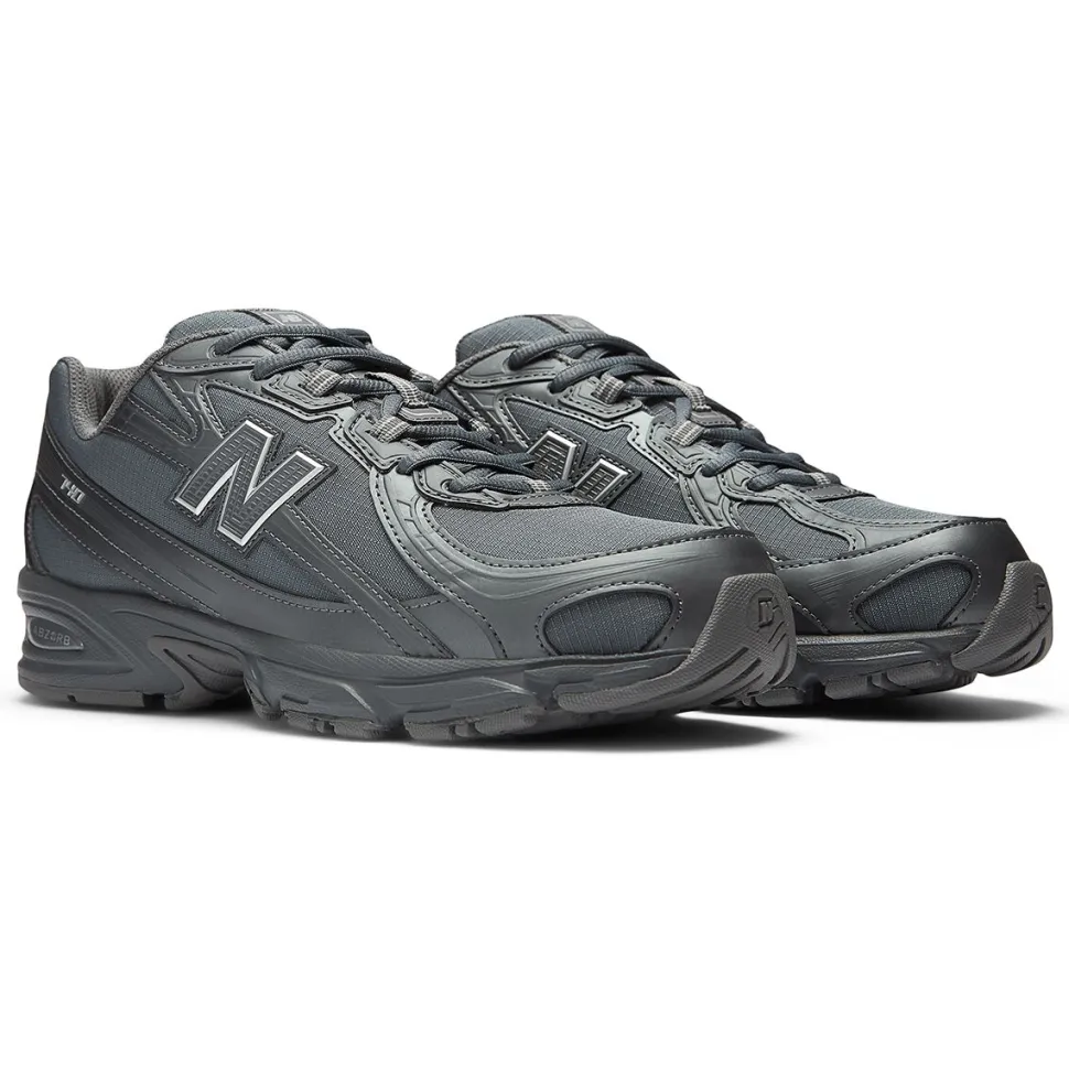 740 Shoe