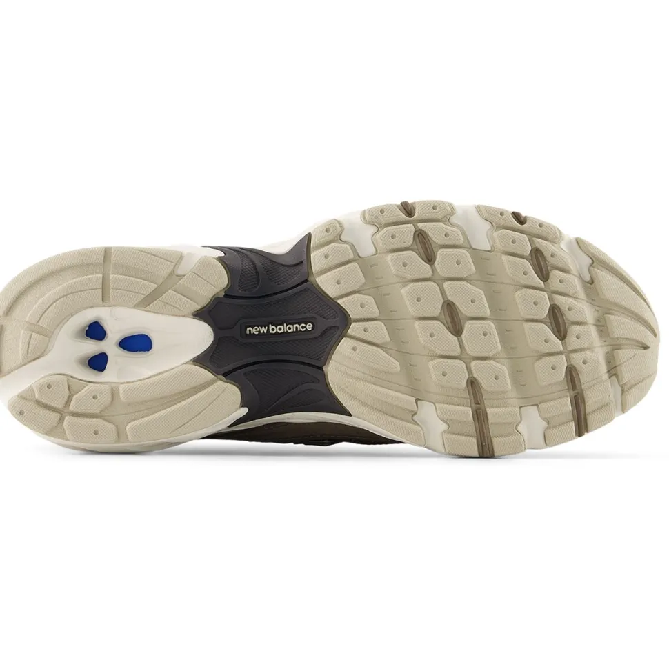 740 Shoe