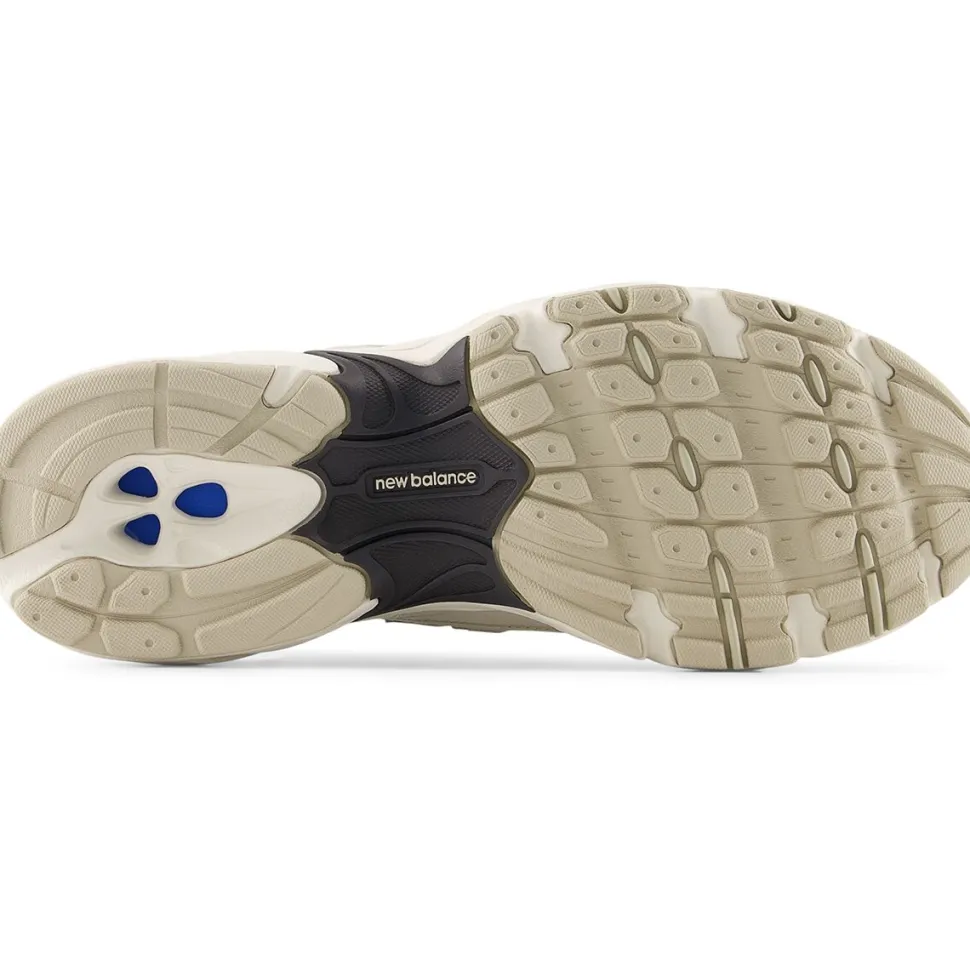 740 Shoe