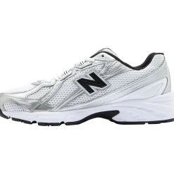 740 Shoe