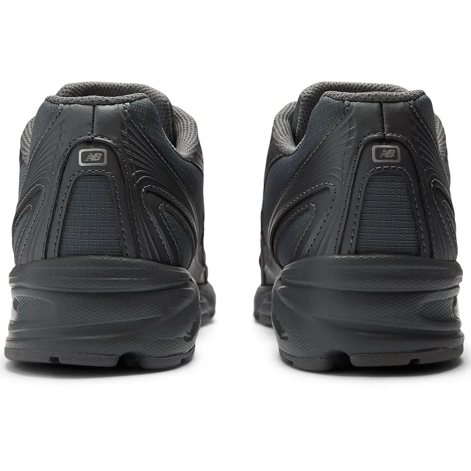 740 Shoe