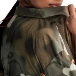 Signature Lightweight Shirt - Women's