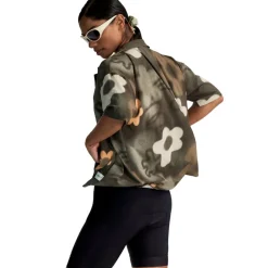 Signature Lightweight Shirt - Women's