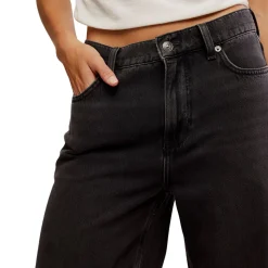 Stride Jean - Women's