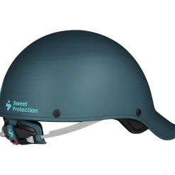 Strutter Helmet