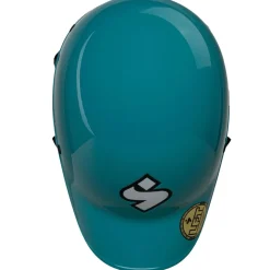 Strutter Helmet
