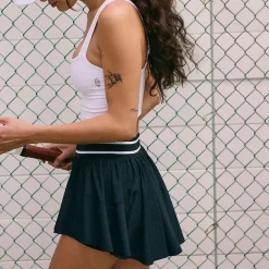 Sultry Short - Women's
