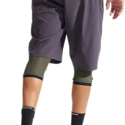 Summit Knee Guard