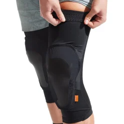 Summit Knee Guard