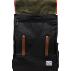 Survey 17.5L Backpack