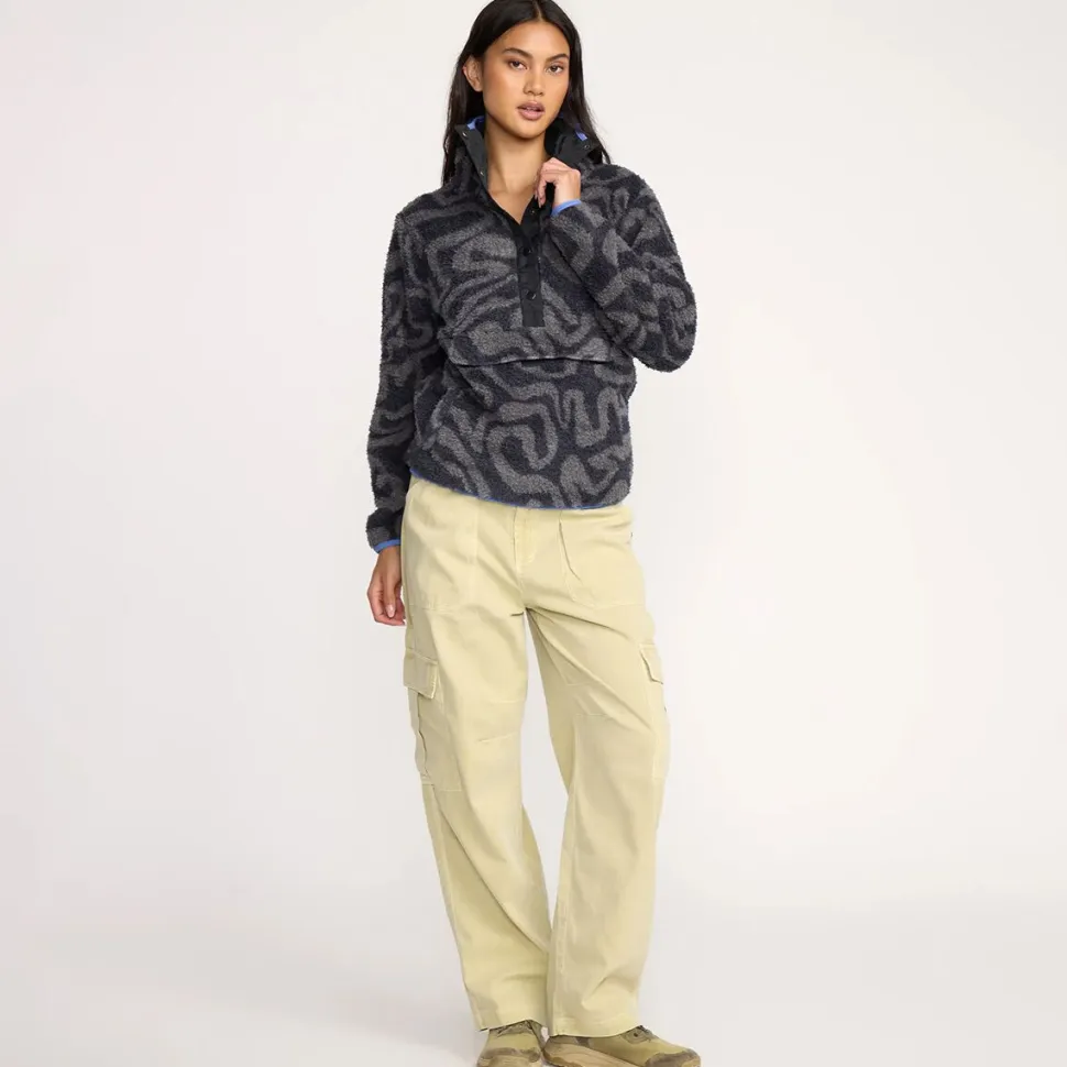 Switchback Pullover - Women's