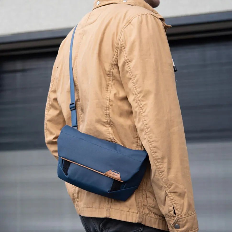 The V2 Field Pouch
