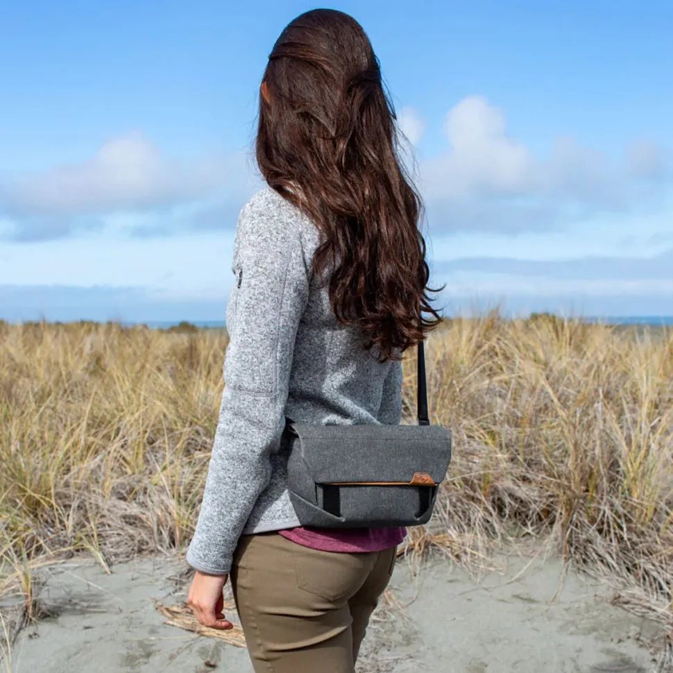 The V2 Field Pouch