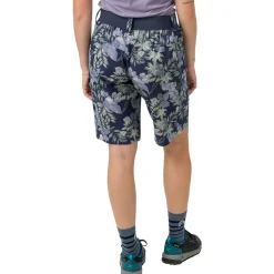 Tia 11in Short - Women's