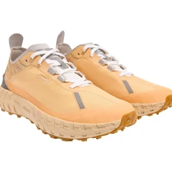 001 Trail Running Shoe - Women's