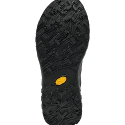 001 Trail Running Shoe - Women's