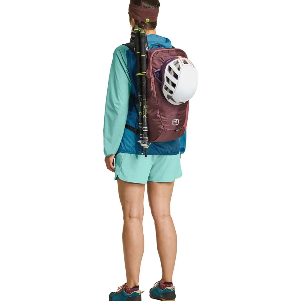 Traverse Light 20L Daypack