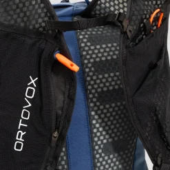 Traverse Light 15L Daypack
