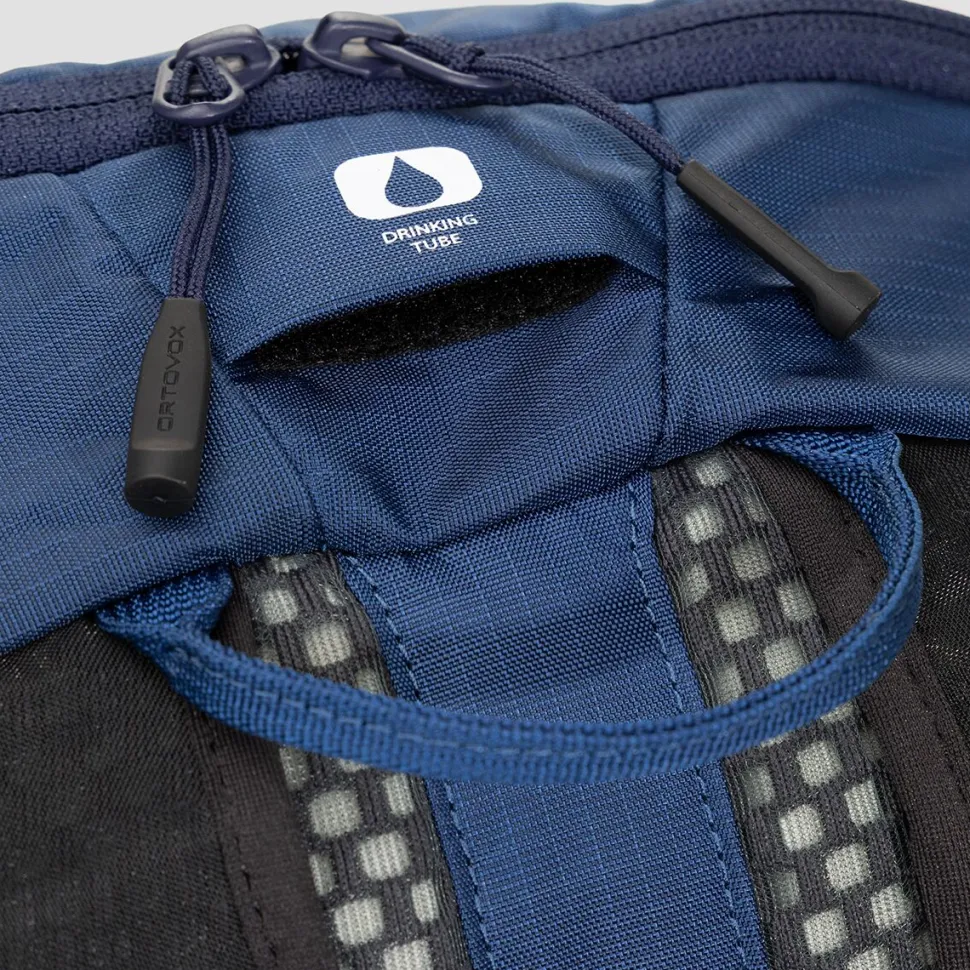 Traverse Light 15L Daypack