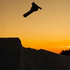 Tweaker Pro Snowboard - 2026