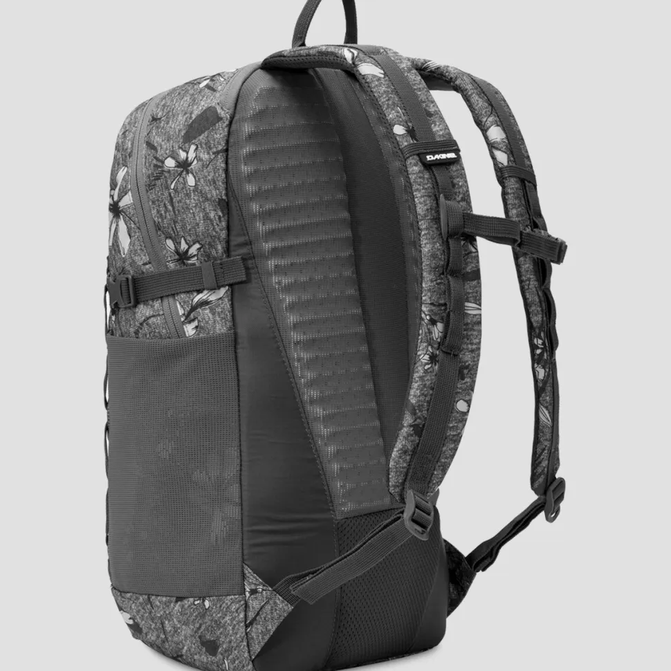 Wander 25L Backpack