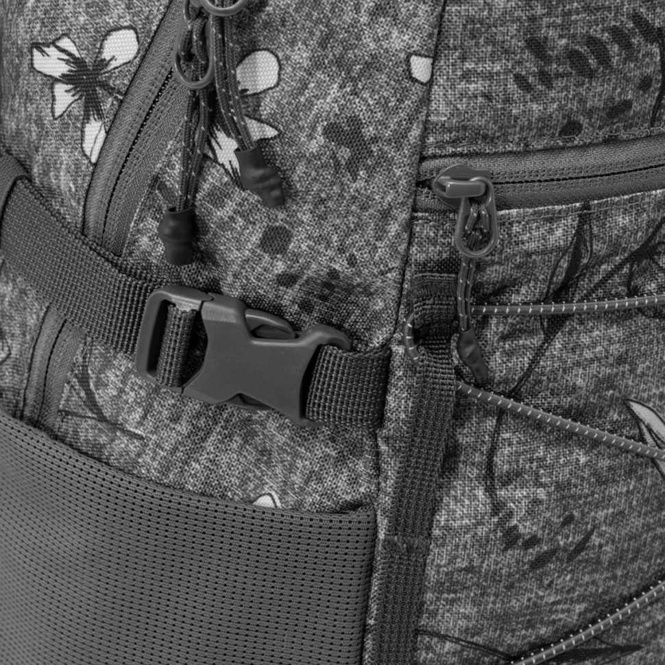 Wander 25L Backpack