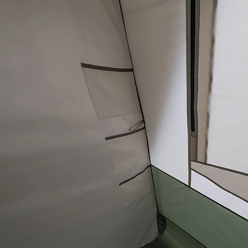 Wildwood Two Room Tent: 6-Person 3-Season