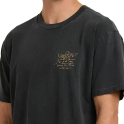 Wingspan Garage Short-Sleeve T-Shirt - Men's