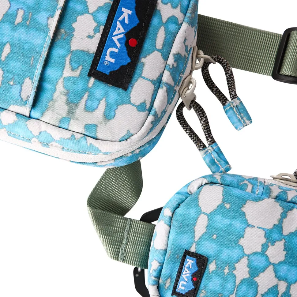 Yorktown Cross Body Wallet
